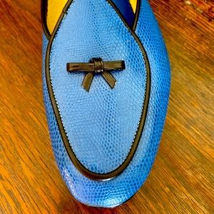 BELGIAN SHOES handcrafted of the finest calfskin for long comfortable wear!